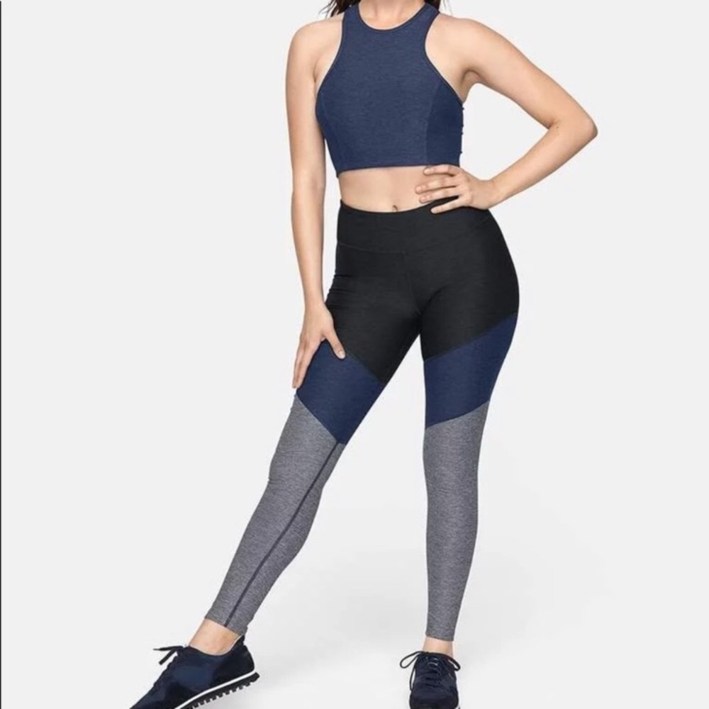 Outdoor Voices Blue & Gray 7/8 Springs Leggings!
